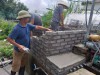 ảnh các thầy đang lao động