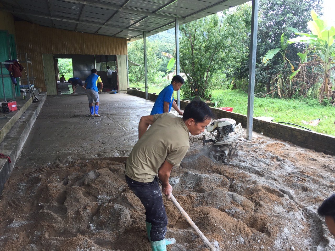 CÔNG TÁC LAO ĐỘNG CHUẨN BỊ CHO NĂM HỌC MỚI