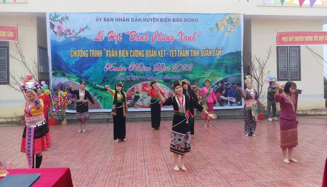 Chương trình “ Xuân biên cương đoàn kết- tết thắm tình quân dân