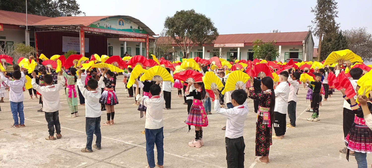LÀN ĐIỆU CHÈO – NÉT VĂN HÓA TRUYỀN THỐNG ĐƯỢC GIỮ GÌN VÀ LAN TỎA TẠI TRƯỜNG PTDTBT TIỂU HỌC NONG U  
